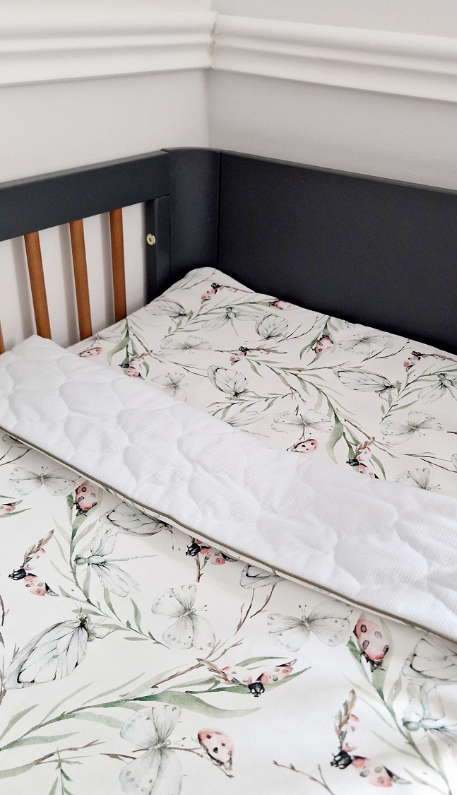 Komplet pościeli Motyle i biedronki & White - obrazek 2