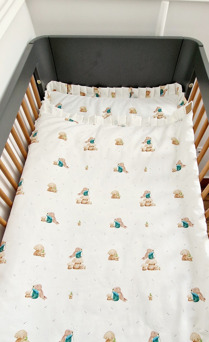 Komplet pościeli z plisowaną falbanką Zajączek z dmuchawcem - obrazek 2