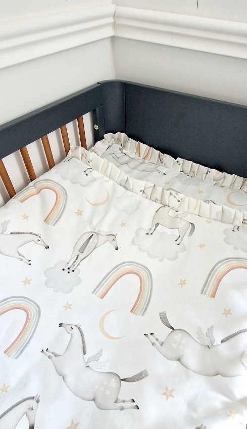 Komplet pościeli z plisowaną falbanką Pegasus - obrazek 3